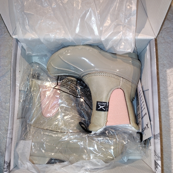 NEW Arctix Girls Toddler Hudson Duck Boots Size Toddler 8 Color Cream and Pink - Picture 2 of 4